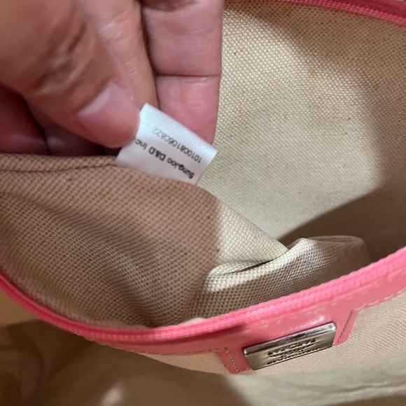 MCM WHITE VISETOS SHOPPING TOTE - Picture 14 of 16